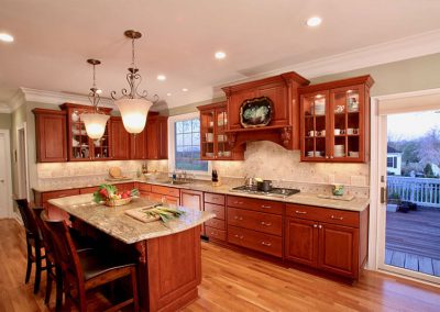 Custom Cherry Kitchen Cabinets with Traditional Elegance